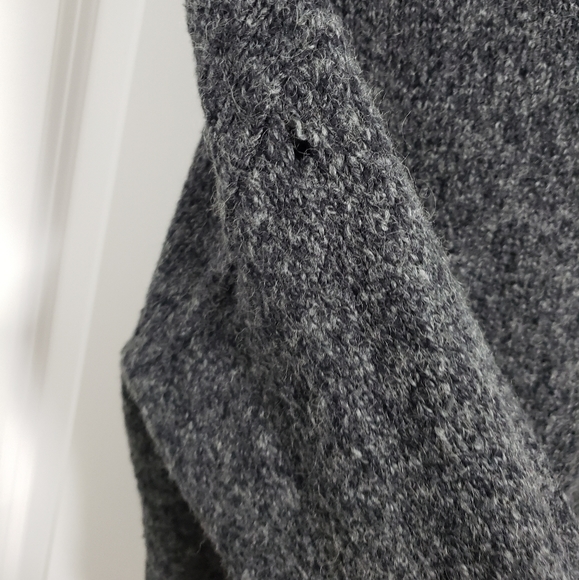 MICHAEL KORS Cream Grey Colorblock Wool Sweater - Picture 8 of 8